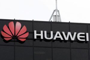 Huawei telefon satışlarında b&uuml;y&uuml;k d&uuml;ş&uuml;ş bekliyor!
