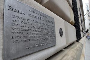 K&uuml;resel piyasalar merkez bankalarının toplantılarına odaklandı