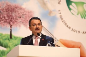 Bakan Pakdemirli: "T&uuml;rkiye &Ccedil;&ouml;lleşme Risk Haritası hazırlandı"