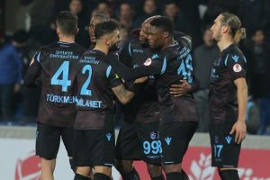 Trabzonspor'da yeni sezon kombineleri satışa &ccedil;ıktı