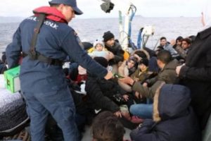 T&uuml;rkiye'de 14 yılda yakalanan d&uuml;zensiz g&ouml;&ccedil;men sayısı 1.3 milyonu ge&ccedil;ti