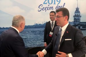 Binali Yıldırım ve Ekrem İmamoğlu'nun ilk karşılaşma anı