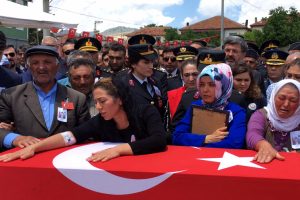 Şehit Jandarma Teğmen Evran son yolculuğuna uğurlandı
