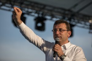 İmamoğlu K&uuml;&ccedil;&uuml;k&ccedil;ekmece'de konuştu