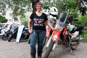 Kanseri yendi motosikletiyle farkındalık turuna &ccedil;ıktı