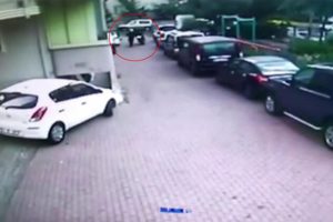 &Ccedil;aldıkları motosikletin sahibinden para istediler
