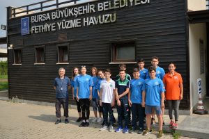 Bursalı sporcular madalya i&ccedil;in yola &ccedil;ıktı