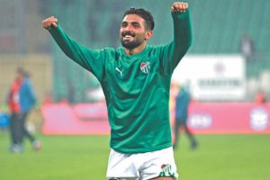 Umut Meraş i&ccedil;in Fenerbah&ccedil;e de devreye girdi