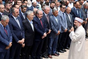 Ankara'da Mursi i&ccedil;in gıyabi cenaze namazı