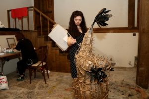 Bursa'da kağıtla sanat yapıyorlar