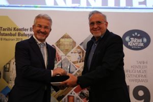 Bursa Nil&uuml;fer Edebiyat M&uuml;zesi &ouml;d&uuml;lle ta&ccedil;landı