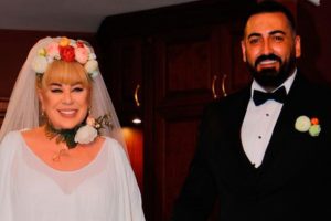 Zerrin &Ouml;zer, Murat Akıncı'dan boşanıyor