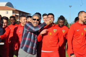 Erol Bedir'den Deniz T&uuml;r&uuml;&ccedil; yorumu