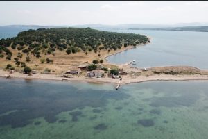 Ada satılığa &ccedil;ıkarıldı: Değeri 105 milyon lira