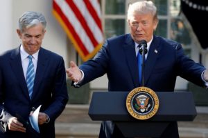 Trump, FED Başkanı Powell'ı g&ouml;revden alabileceğini ima etti