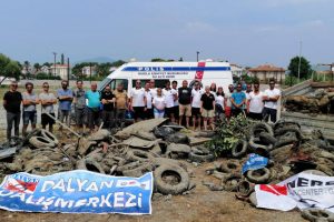 Dalyan Kanalı'ndan 20 trakt&ouml;r r&ouml;morku atık &ccedil;ıktı