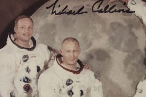 Apollo 11 astronotu daha &ouml;nce yayınlanmamış bir fotoğraf paylaştı