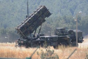Trump'ın Savunma Bakanı adayı Esper, Patriot &uuml;reticisi Raytheon i&ccedil;in lobi yapıyordu