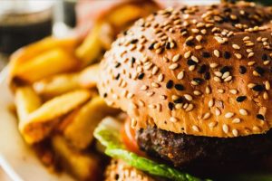 Uzmanlar ebeveynleri 'obeziteye' karşı uyardı
