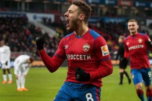 Beşiktaş'ın g&ouml;zdesi Nikola Vlasic imzayı attı