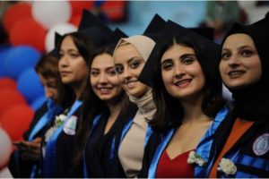 BE&Uuml; mezunları mesleklerine ilk adımı attı