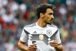 Hummels Borussia Dortmund'a d&ouml;n&uuml;yor