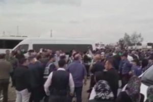 &Ccedil;atı Davası'nda şehit yakınları ve polis arasında arbede &ccedil;ıktı