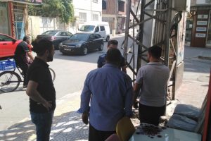 Elektrik ka&ccedil;ağı mahallede paniğe neden oldu