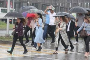 Meteoroloji'den iki b&ouml;lge i&ccedil;in yağış uyarısı