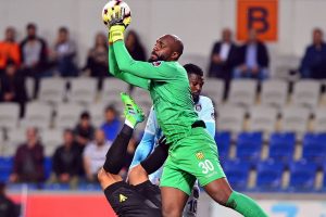 Evkur Yeni Malatyaspor kaleci Farnolle ile yeniden anlaştı
