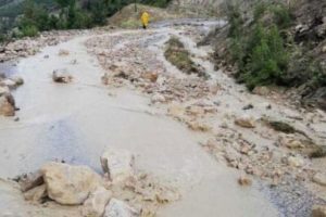Sel baskını i&ccedil;me suyu kaynaklarını vurdu