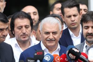 Binali Yıldırım: Anadilin yaşatılması i&ccedil;in ne gerekiyorsa yapacağız