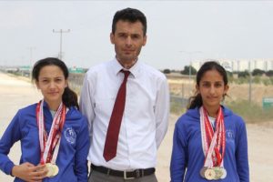 Y&uuml;r&uuml;yerek madalyalara abone oldular