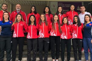 Derya Nur Karaduman ve Zozan Akar yarı finalde