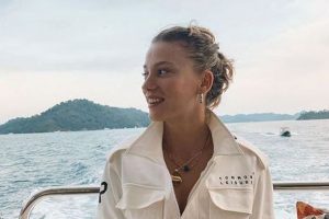 Serenay'ın sa&ccedil;larına yorum yağdı