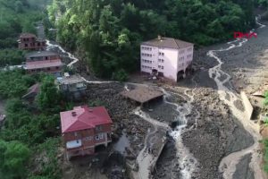Meteoroloji 9 il i&ccedil;in uyarı yaptı!