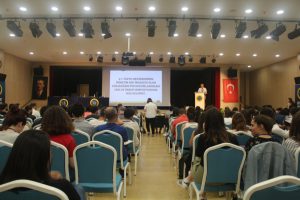 "Yabancı dile &ouml;nem veriliyor ama atılan adımlar yetersiz"