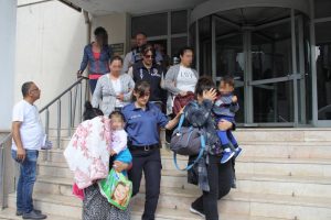 Kayseri'de aranan ş&uuml;phelilere şafak baskını: 52 g&ouml;zaltı