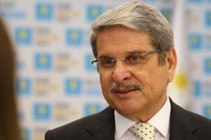 &Ccedil;ıray: T&Uuml;İK rakamlarıyla oynayanlar milletimizin ekmeğiyle oynamaktadır