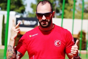 Ramil Guliyev'den sezona hızlı başlangı&ccedil;