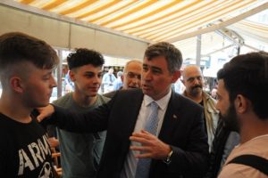 "Yargı reformunu yeşil pasaporta indirenleri kınıyorum"