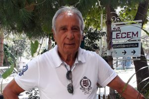 Denize giren yaşlı adam boğuldu