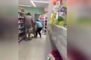 M&uuml;şteriye market &ccedil;alışanından şiddet!