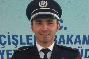 Sivil ekip otosuyla kaza yapan komiser hayatını kaybetti