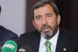 Bursaspor'da yarın yapılacak kongrede Hayri Yazıcı başkanlığa aday olmaktan vazge&ccedil;ti