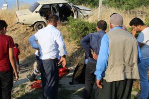 Adıyaman'da şarampole devrilen otomobildeki 6 kişi yaralandı