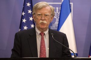 Bolton'dan İran'a uyarı