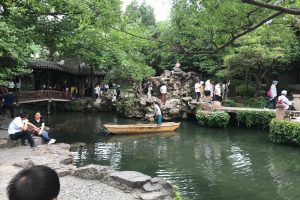 Tarihi &Ccedil;in bah&ccedil;elerine turist akını