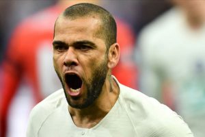 Dani Alves PSG'den ayrılıyor