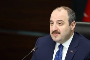 Varank: Bug&uuml;n g&ouml;sterdi ki partiler ve adaylar hal&acirc; AA'yı referans alıyor